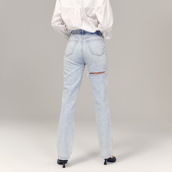 Abercrombie & Fitch '90s Straight Ultra High Rise Jeans - Picture 6 of 6